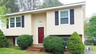 2008 Kaiser Dr, Fredericksburg, VA 22407-1362