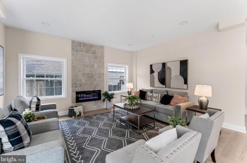 805 Colby Ave, Silver Spring MD 20912-5849 exterior