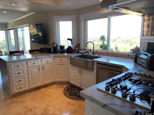 771 Fairway Ln, Anaheim CA  92807-4802 exterior