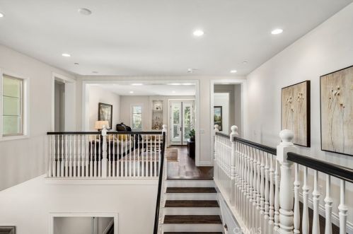 22 Shadybend, Irvine CA  92602-0844 exterior