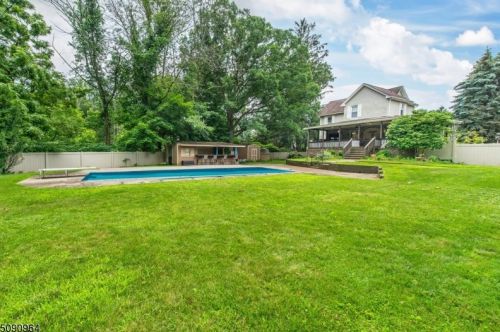 218 Howard Blvd, Mount Arlington, NJ 07856-1303