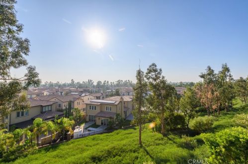 126 Long Fence, Irvine CA  92602-1807 exterior