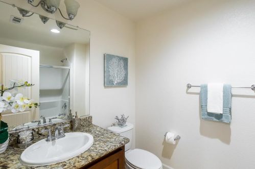 1775 Mccandless Dr, Milpitas CA 95035-8048 exterior