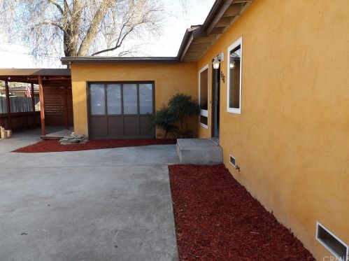 636 Creston Rd, Lake Nacimiento, CA 93446-2714