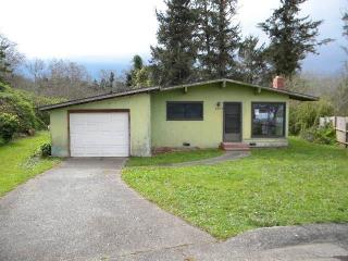 2335 Yale Cir, Eureka, CA 95503-6949