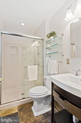 15013 Timberlake Dr, Silver Spring MD 20905-4360 exterior