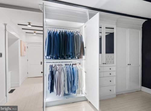 718 22nd St, Philadelphia PA 19130-0027 exterior