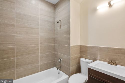 46 44 St, Philadelphia PA 19104-2939 exterior