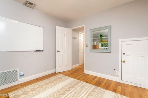 2937 Adams St, Glendale CA 91206-3403 exterior