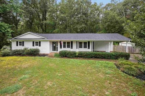 201 Dill Cir, Landrum, SC 29356-9063