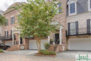 27 Wyndham Ct, Savannah, GA 31410-3856