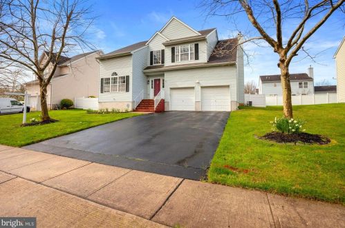 3 Springmeadow Dr, Trenton, NJ 08638-2036