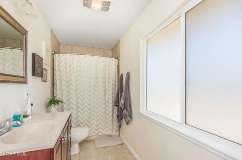 2803 Hollister St, Simi Valley CA  93065-5214 exterior