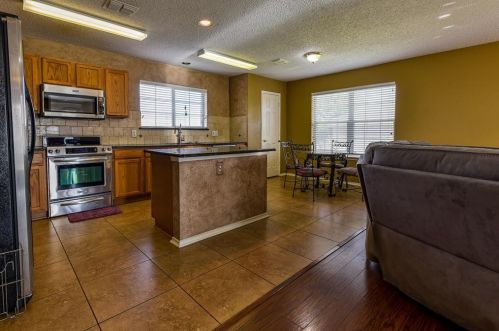 317 Beechwood Ln, Cedar Hill TX  75104-2978 exterior