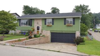1900 13th Ave, Parkersburg, WV 26105-1228