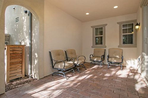 39 Distant Star, Irvine CA  92618-8817 exterior