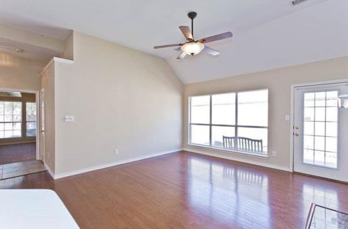 3156 Kings Canyon Dr, Plano TX  75025-4245 exterior