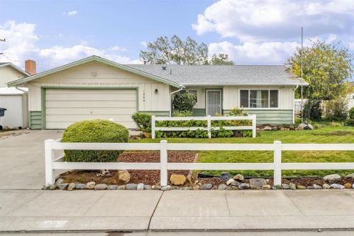 1245 Audrey Dr, Tracy, CA 95376-3330