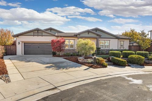 3007 Eagles Nest Ct, Vacaville, CA 95688-8787
