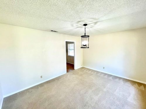 818 Worcester Ln, Garland TX  75040-3327 exterior