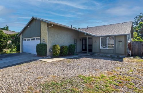 8556 Rosada Way, El Cajon, CA 92021-2160