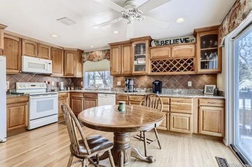 2510 Sable Way, Aurora CO 80014-4171 exterior