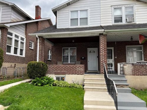 512 Hamilton St, Allentown PA  18101-1505 exterior