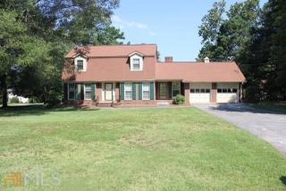 2701 Empire Dr, Lithonia, GA 30078-3068