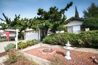 1776 Starlite Dr, Milpitas, CA 95035-6761