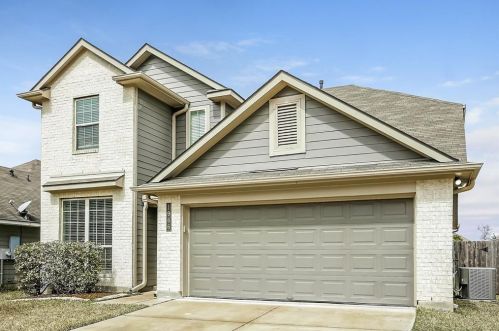 1966 Briar Grove Dr, Conroe TX  77301-2052 exterior