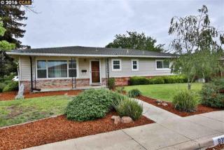 936 Rockne Ct, Concord, CA 94518-3027