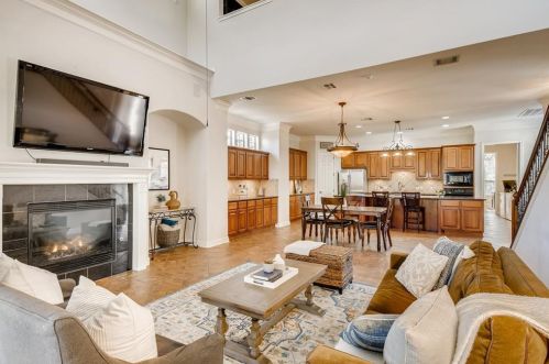 10304 Dalea Vista Ct, Austin TX  exterior