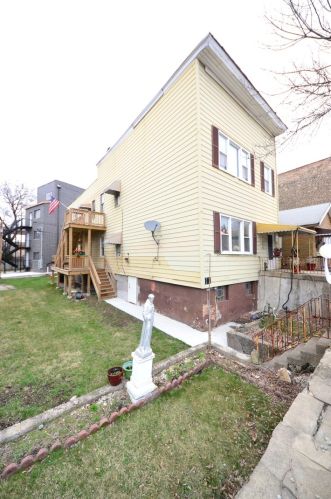 710 26th St, Chicago, IL 60616-1808