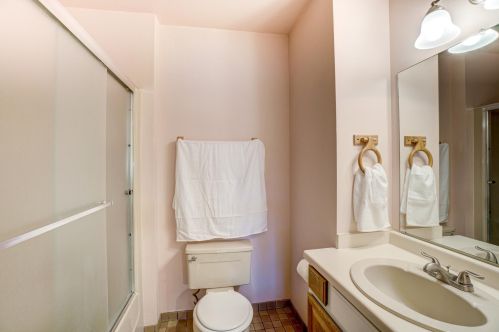 3282 Camelot Dr, Saint Paul MN  55125-2754 exterior