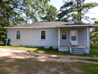 112 Kathwood Dr, Greenwood, SC 29649-1631