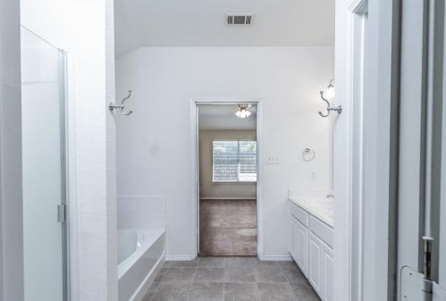 1821 Fairbanks Dr, Princeton TX 75407-2692 exterior