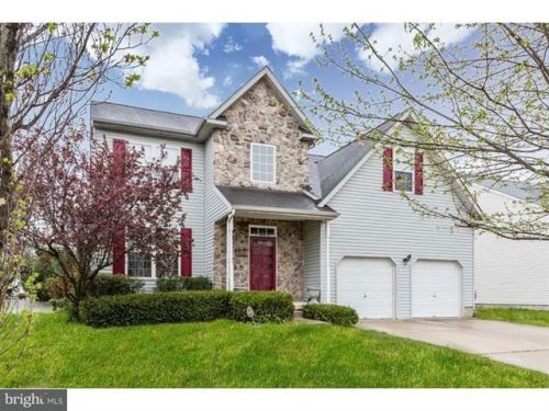 13 Hidden Dr, Blenheim, NJ 08012-4428