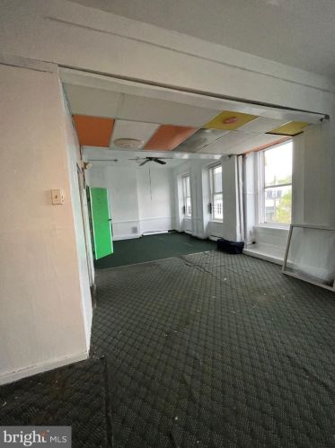 601 Chelten Ave, Philadelphia PA  19126-3825 exterior