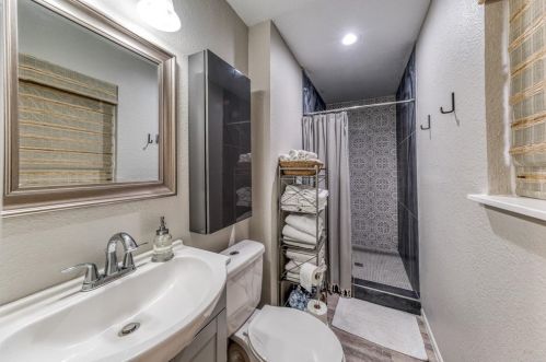 5163 Waits Ave, Fort Worth TX  76133-1138 exterior