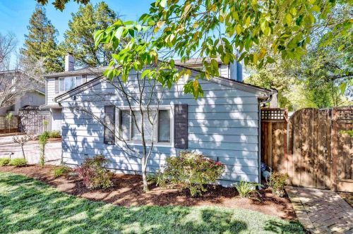 695 San Martin Pl, Los Altos, CA 94024-3141