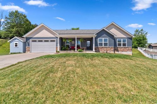 1023 Comiskey Ct, Pendleton, MO 63383-7415