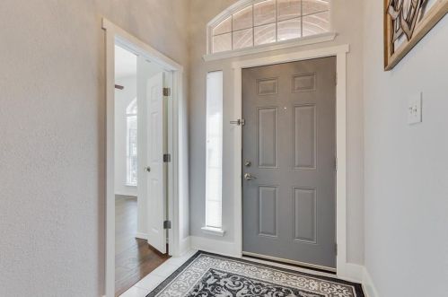 7909 Mustang Ct, Fort Worth, TX 76137-5633