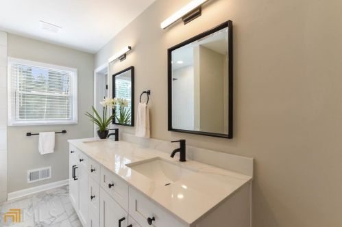 2757 Eaton Pl, Atlanta GA  30341-3915 exterior