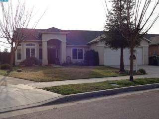 118 Stokes St, Visalia, CA 93291-9665