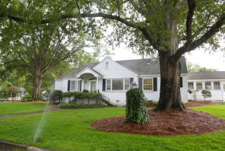 302 Janeway, Greenwood, SC 29649-1541