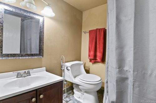 1794 Evanston St, Aurora CO 80014-2519 exterior