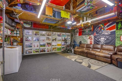 305 Kenmore St, Anaheim CA  92804-2114 exterior