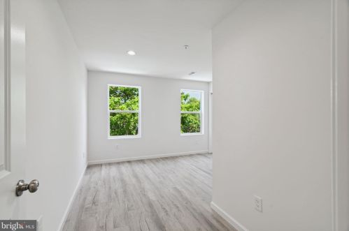 2543 11 St, Philadelphia PA  19133-1413 exterior