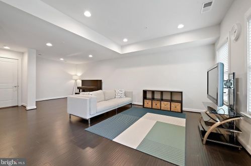 8064 Westside Blvd, Fulton MD  20759-2587 exterior