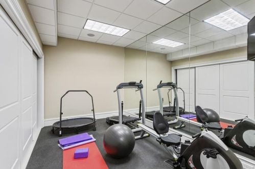 876 Berkshire Rd, Atlanta GA  30324-4930 exterior